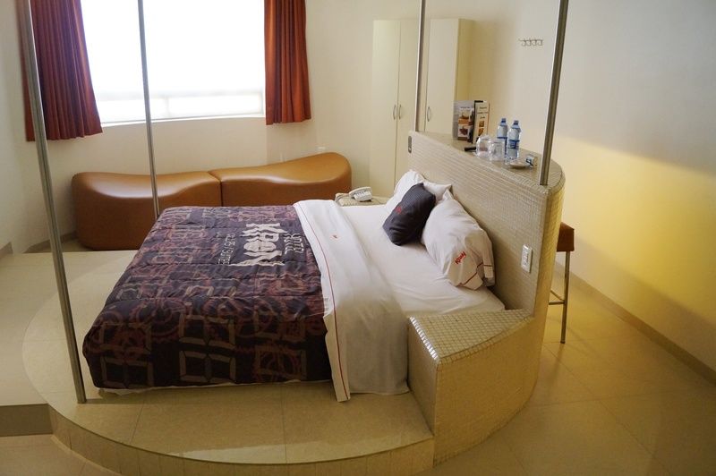 Love Hotel Kron Мехико Экстерьер фото