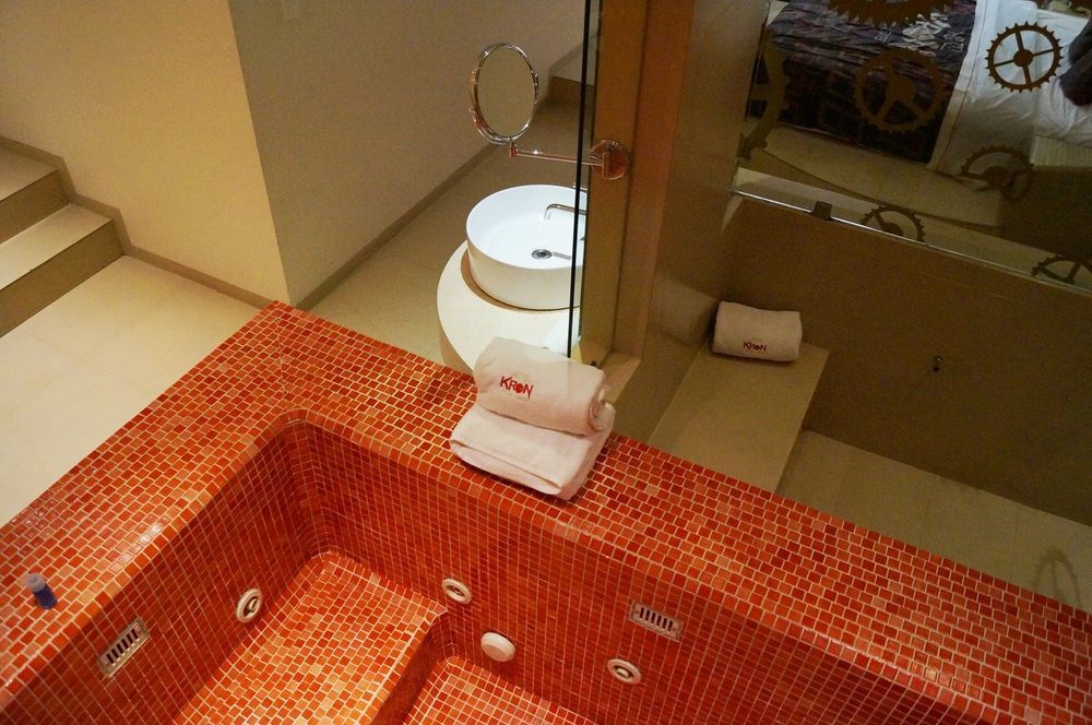 Love Hotel Kron Мехико Экстерьер фото
